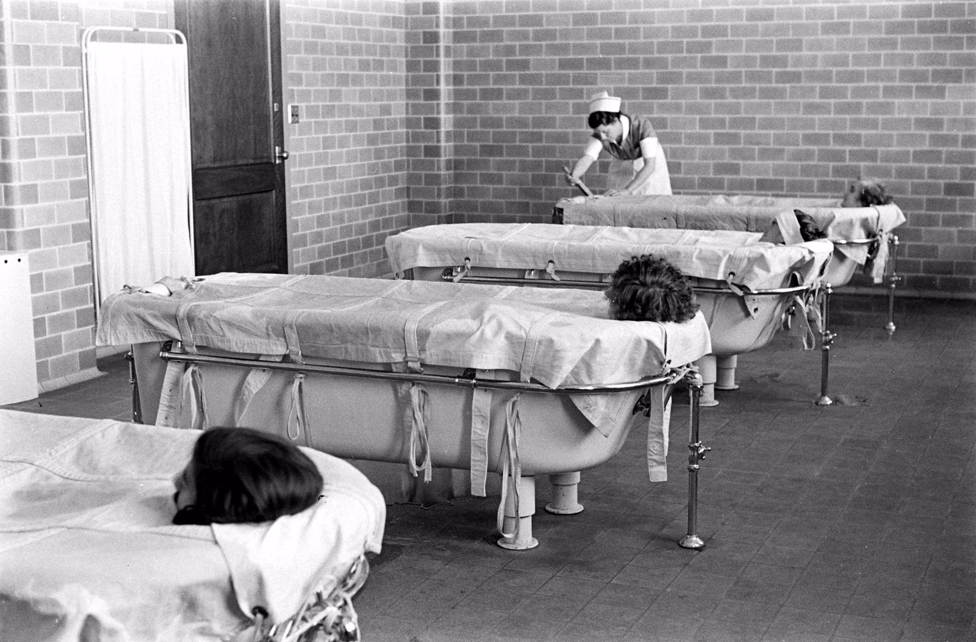 Are women confined to an asylum?