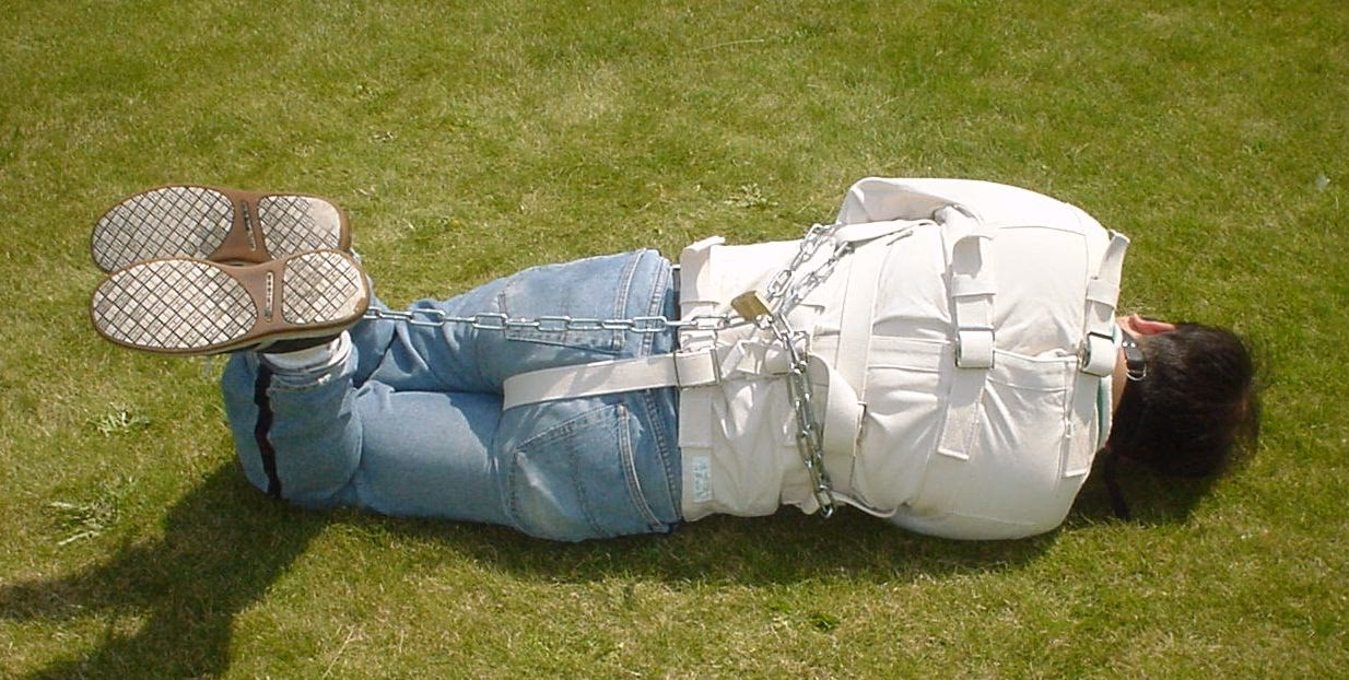How did the straitjacket change mental health?